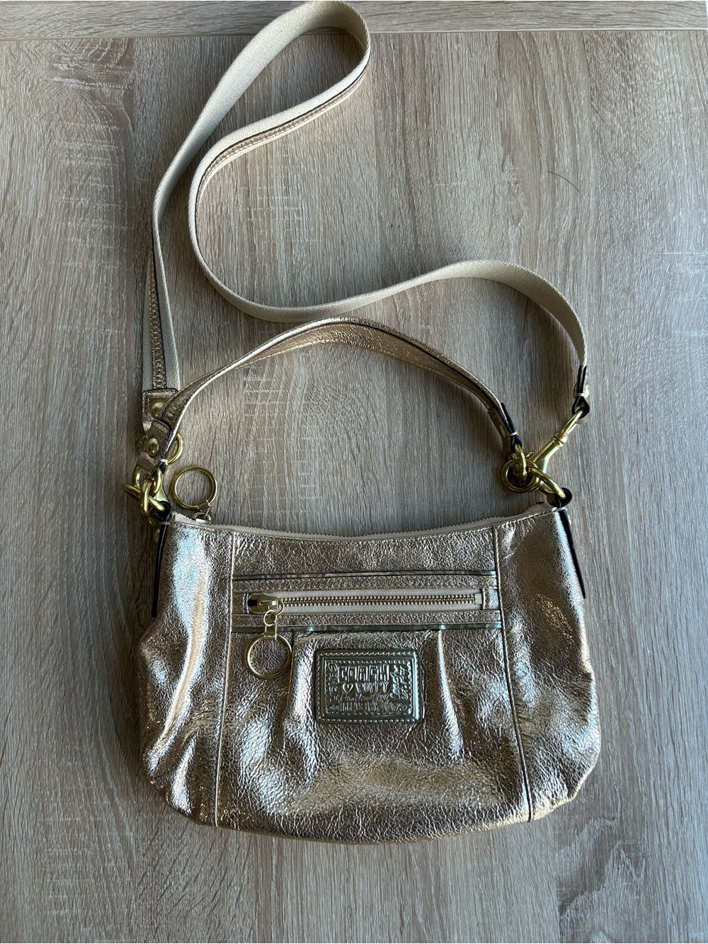 Vintage Y2K Coach Gold Poppy Shoulder Crossbody Bag Shiny